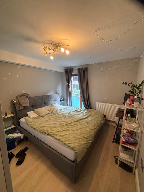 Room Cartwright Street in Greater London