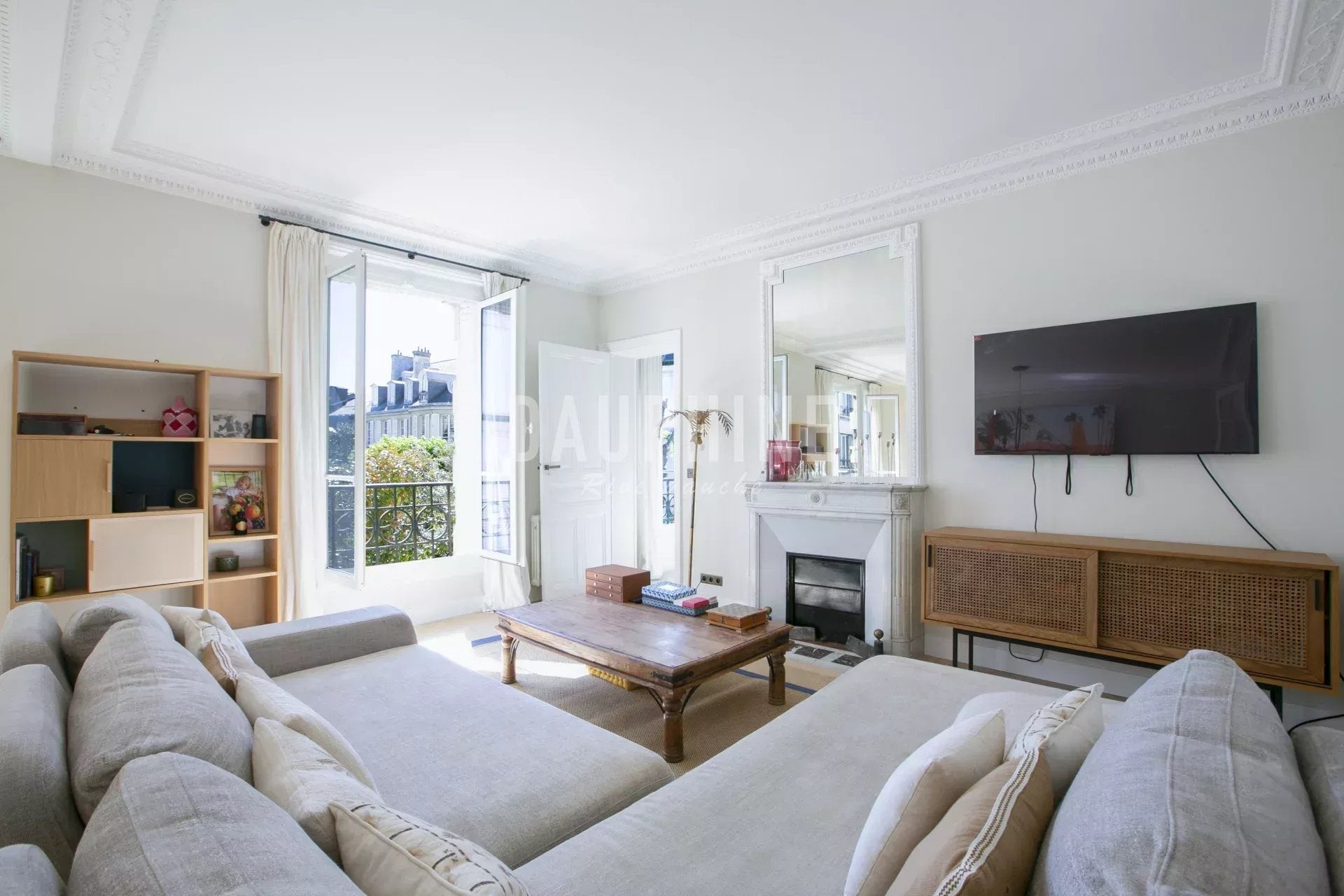 Appartement Rue de Bellechasse à Paris