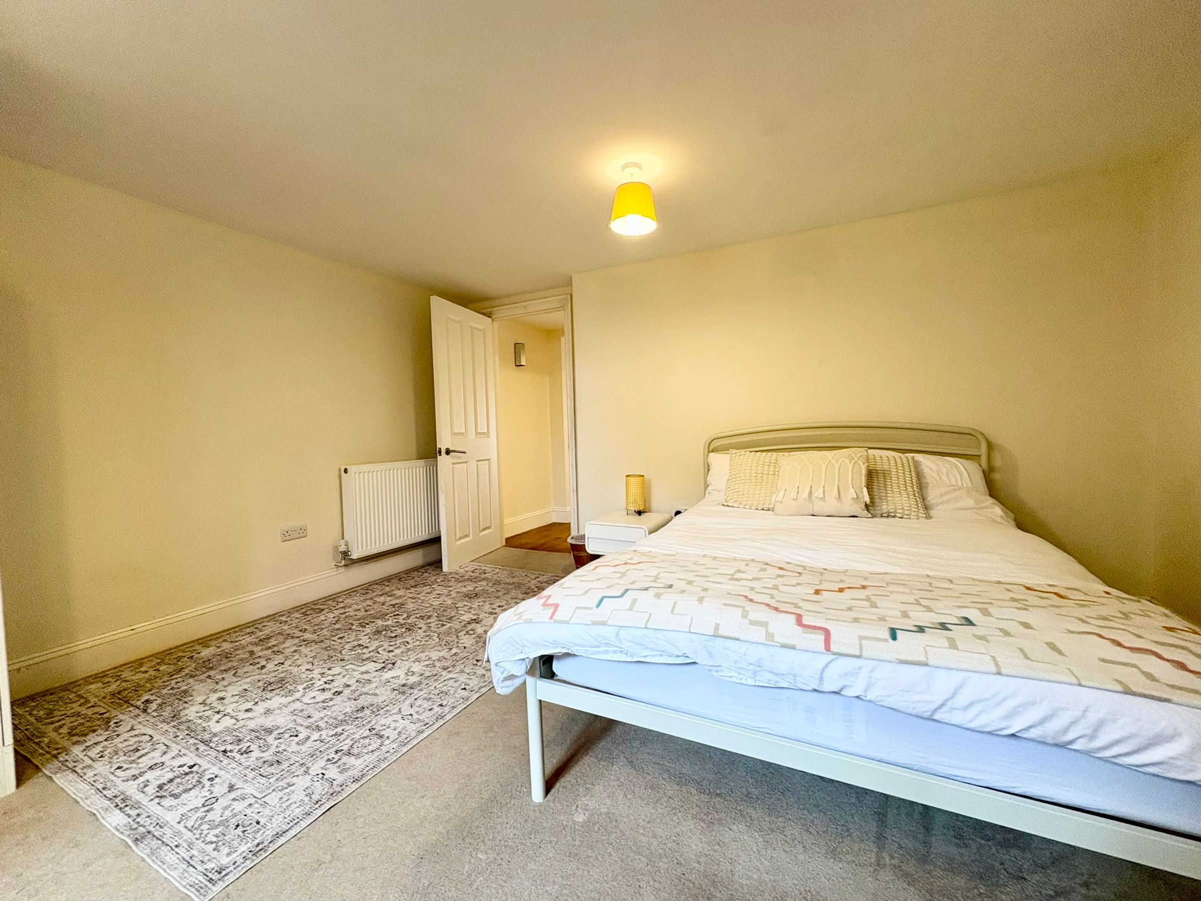 Flat Hurle Crescent in Bristol