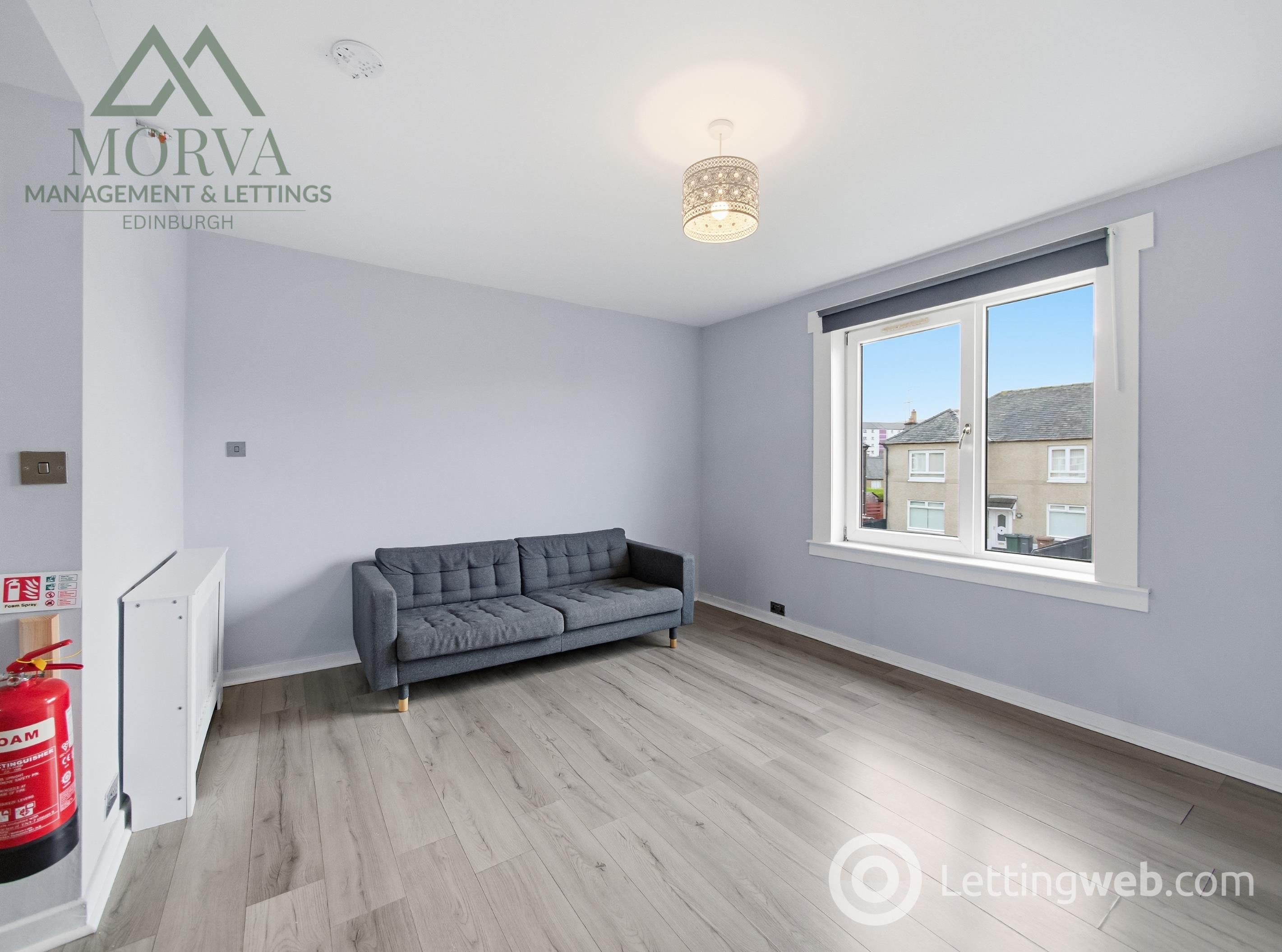 Flat Sighthill Crescent in City of Edinburgh