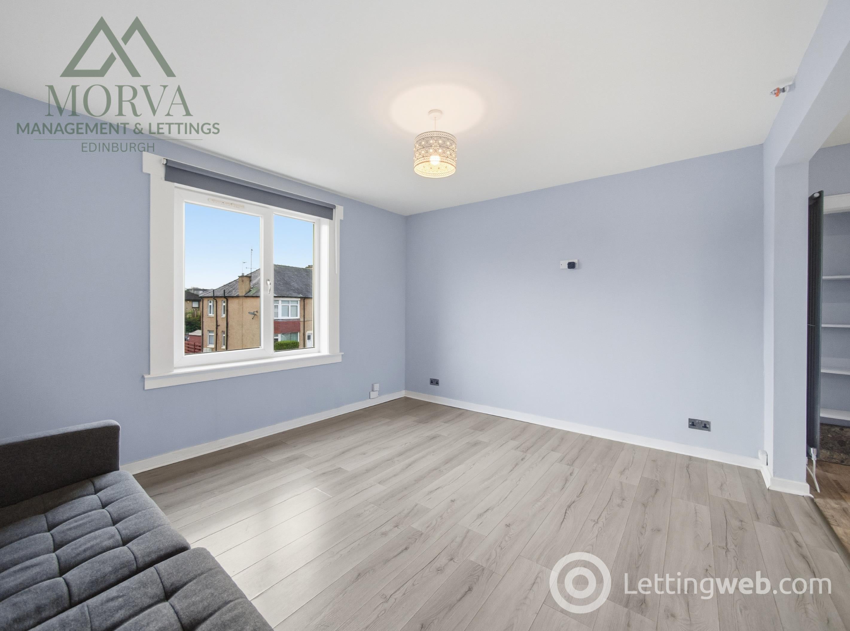 Flat Sighthill Crescent in City of Edinburgh