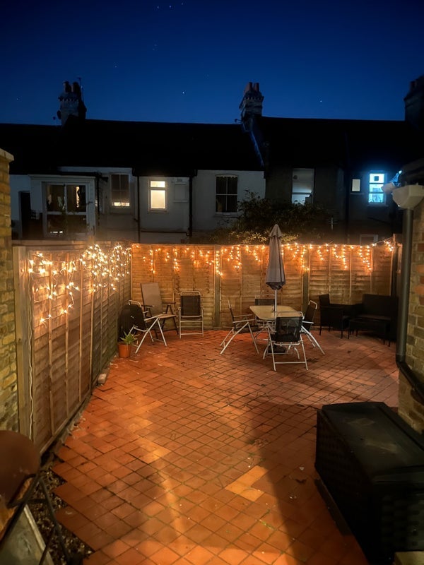 Room Fircroft Road in Greater London