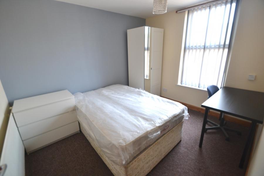 Room Balfour Road in Nottingham