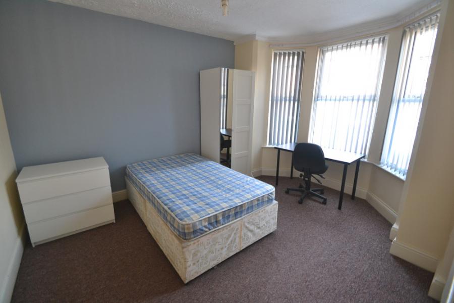 Room Balfour Road in Nottingham