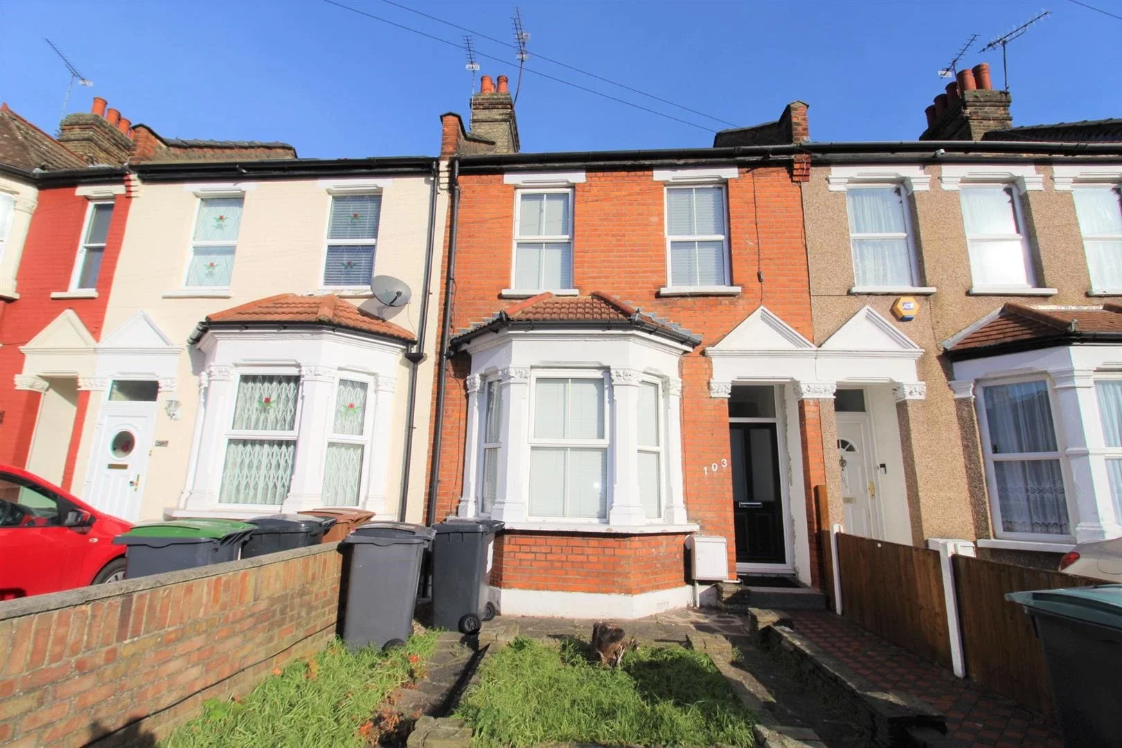 House Granville Road in Greater London