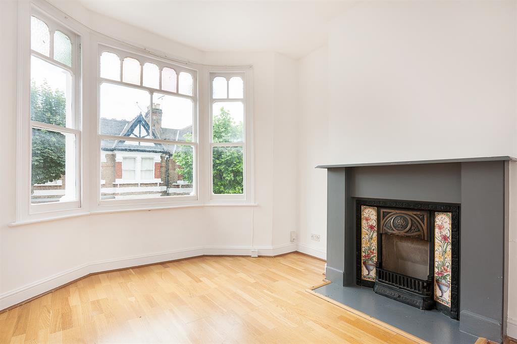 Flat Princess May Road in Greater London