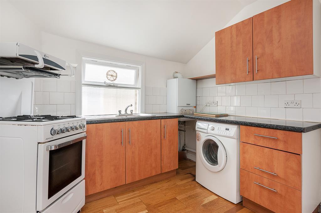 Flat Princess May Road in Greater London
