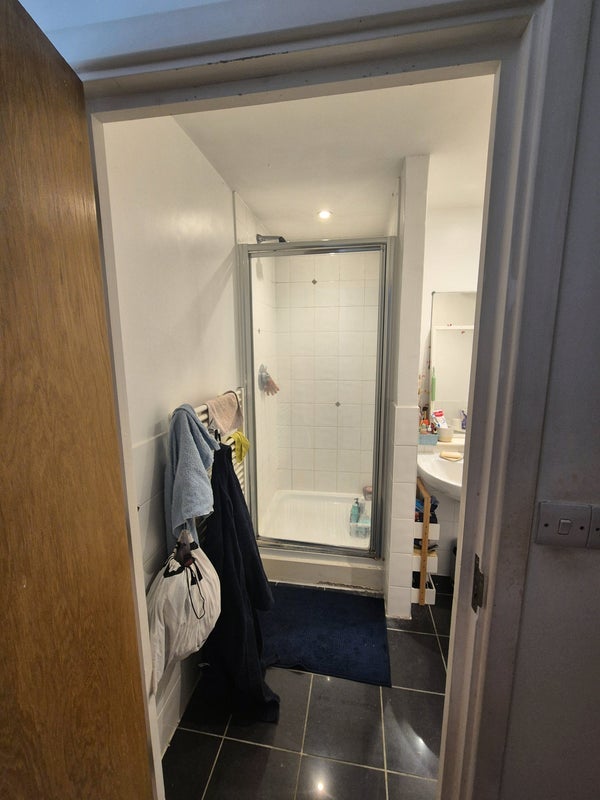 Room Cubitt Street in Greater London