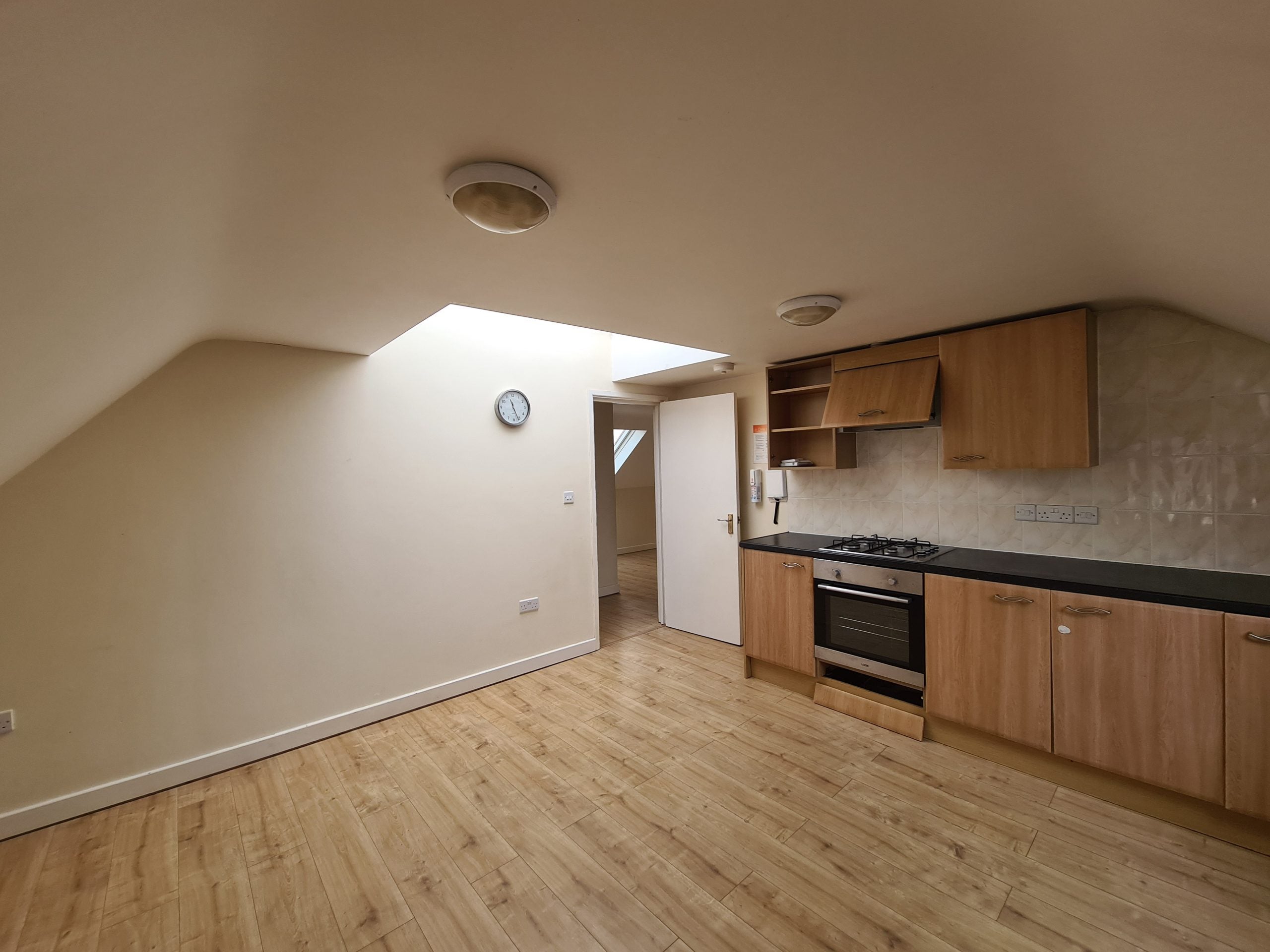 Flat Fortescue Road in Paignton