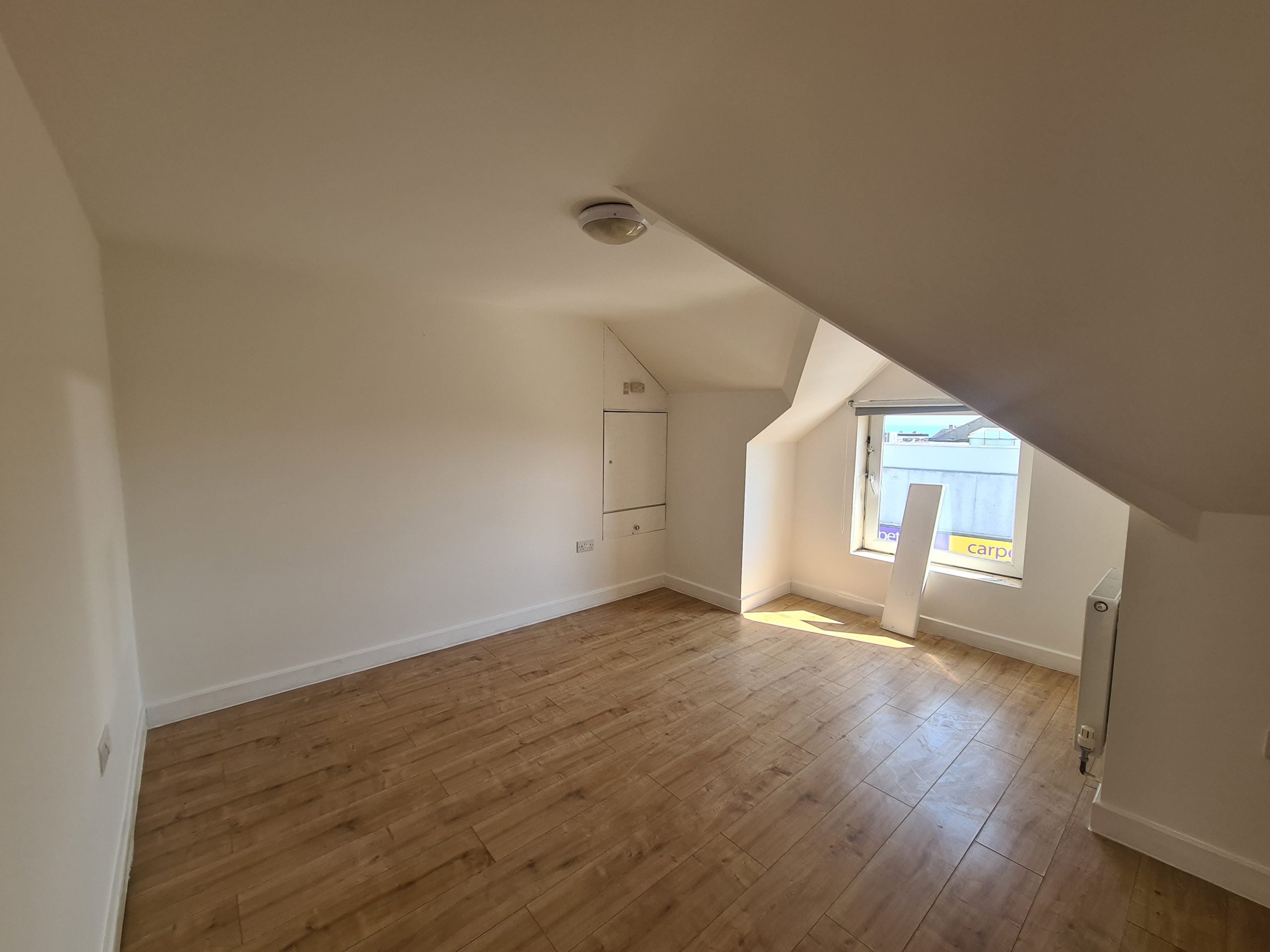 Flat Fortescue Road in Paignton