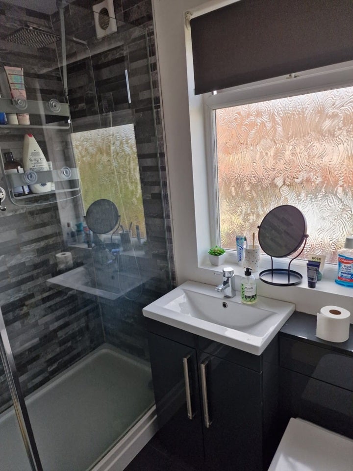 Room Haughton Road in Darlington
