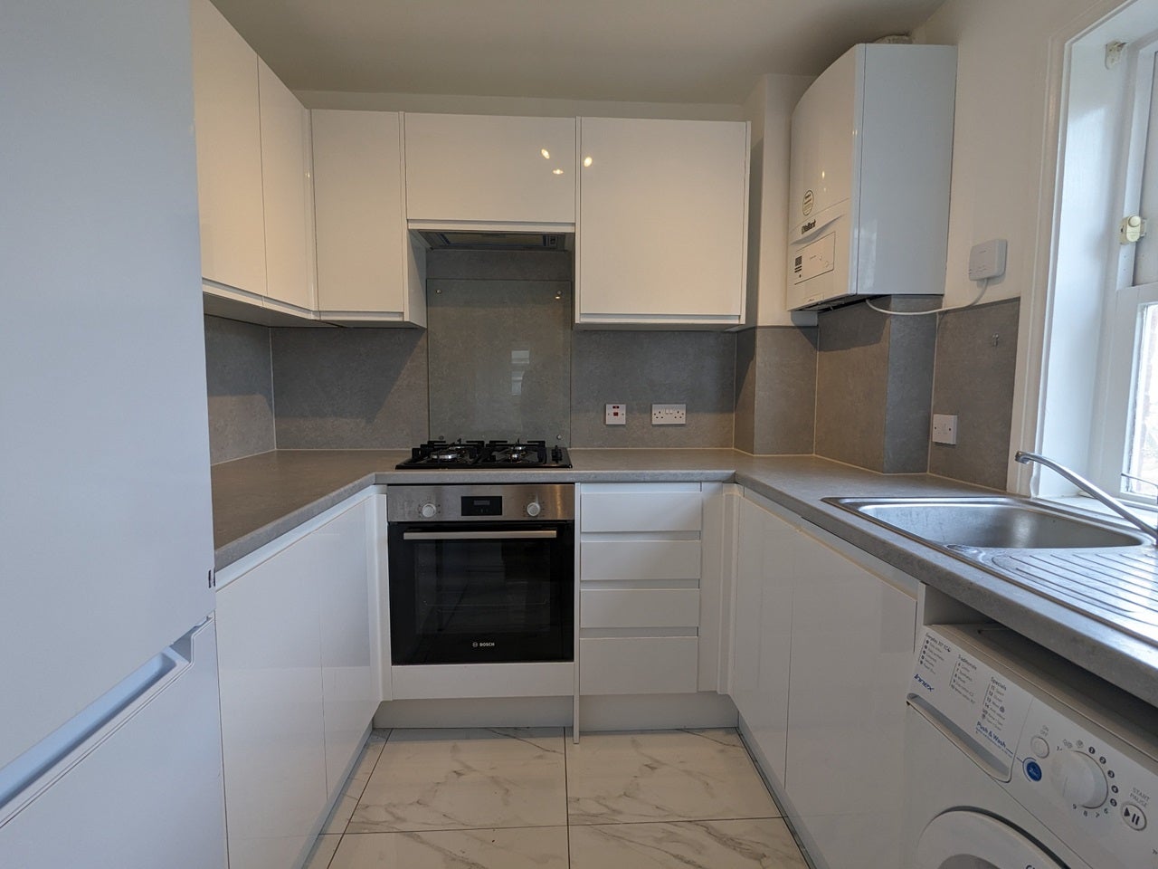 Flat Salisbury Place in Greater London