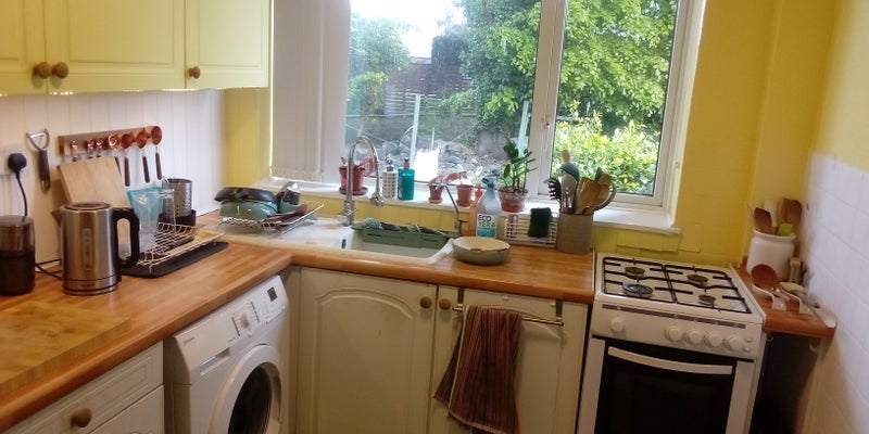 House Vicarage Crescent in Sheffield