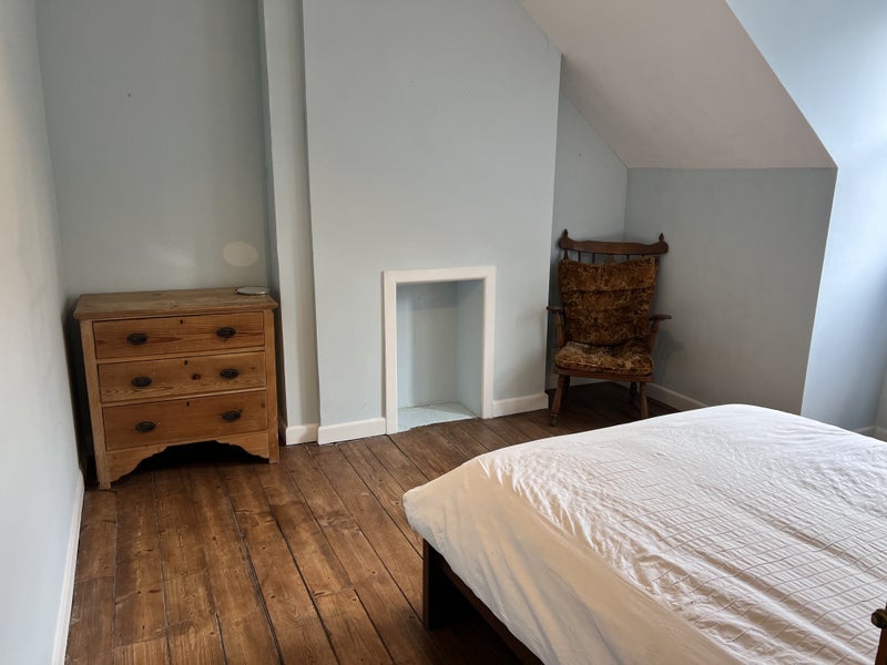 Room Alexandra Park Road in Greater London