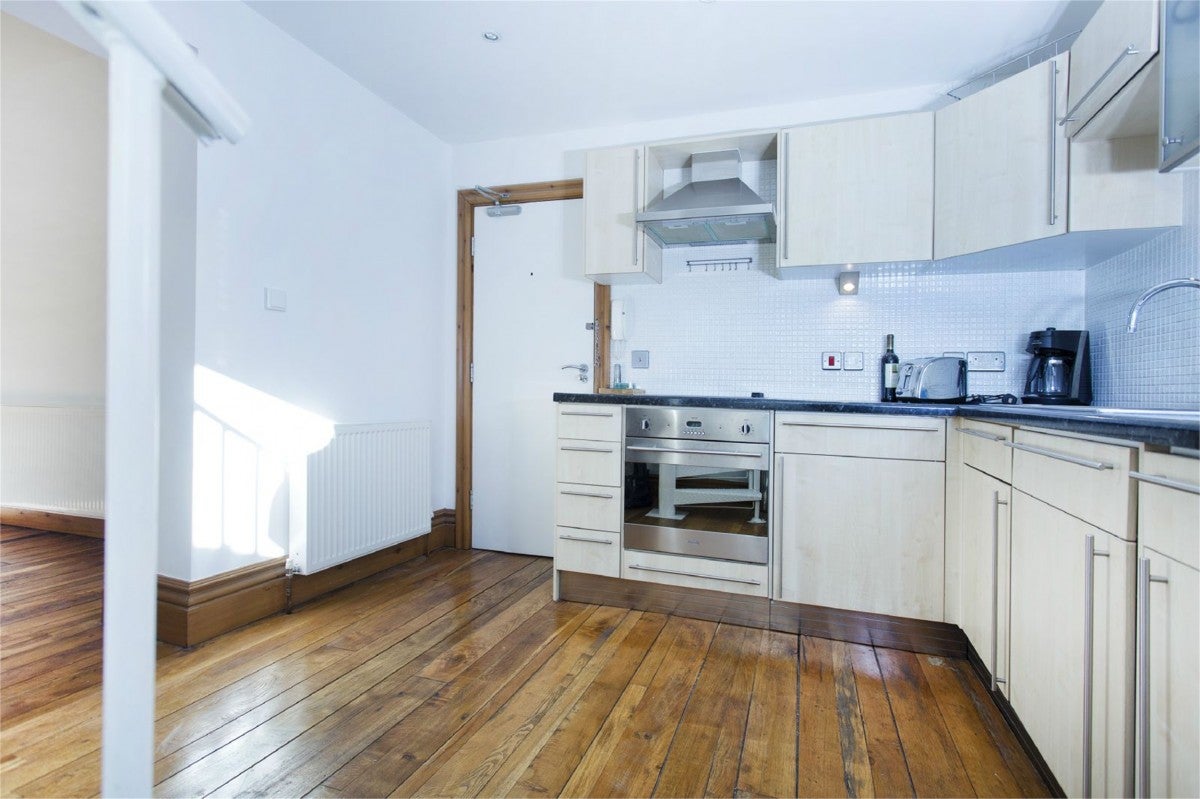 Flat Hirst Road in Kirklees