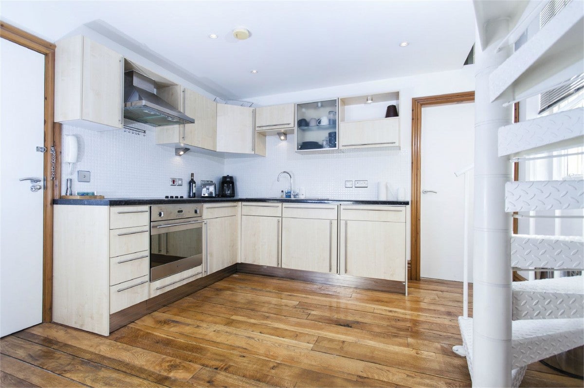 Flat Hirst Road in Kirklees