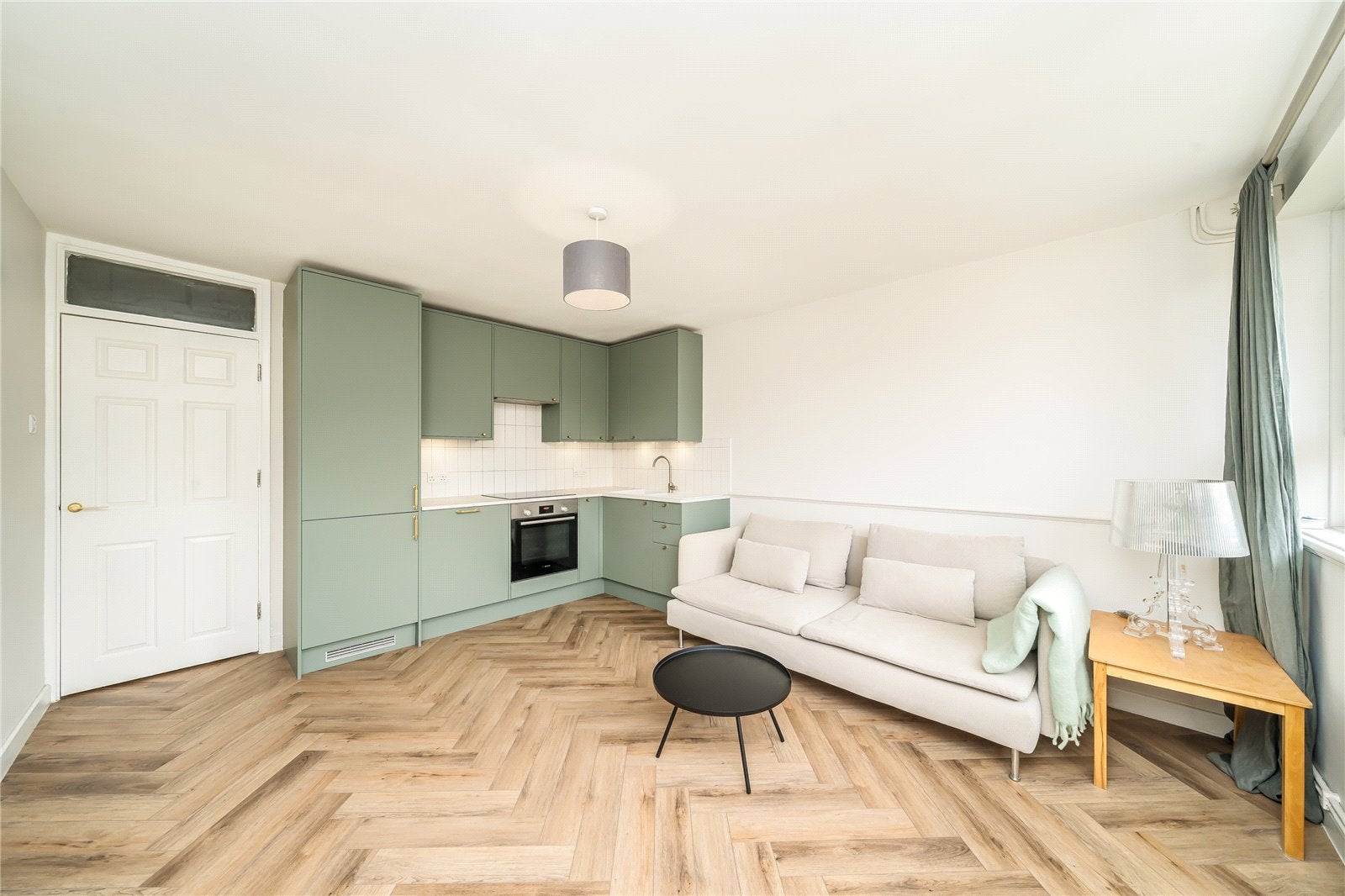 Flat Willesden Lane in Greater London