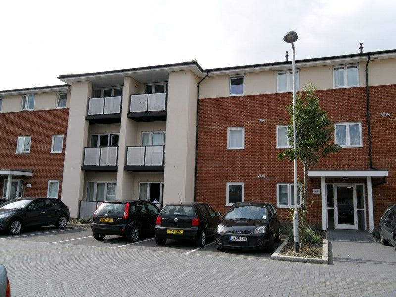 Flat Barley Lane in Greater London