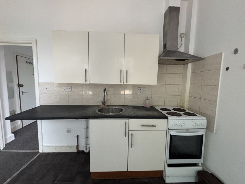Flat Hampton Close in Southampton