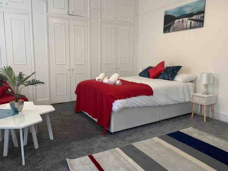 Room Fernlea Road in Greater London