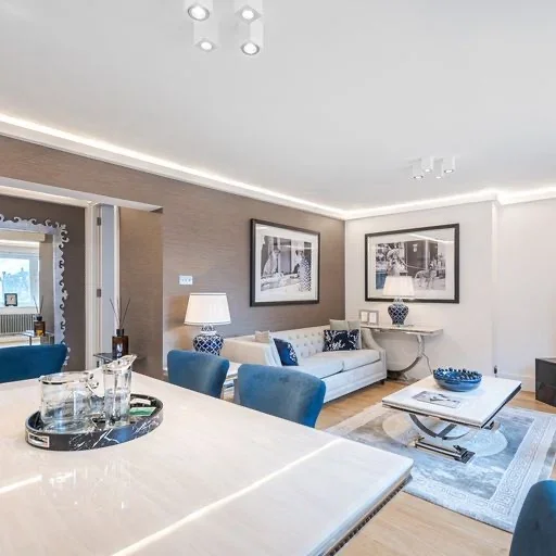 Flat Hans Crescent in Greater London
