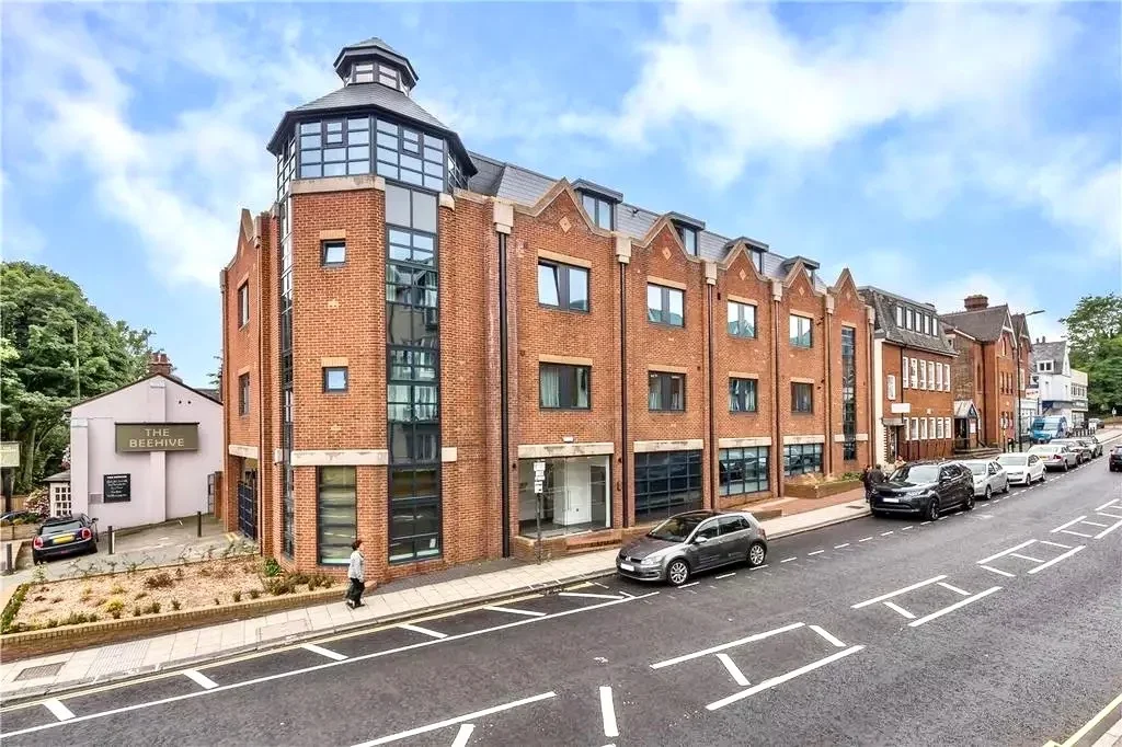 Flat London Road in St Albans