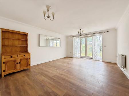 Flat Morello Gardens in North Hertfordshire