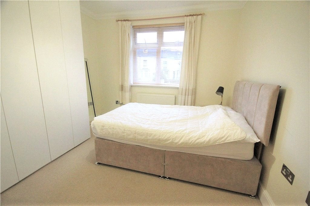 Flat Egham Hill in Borough of Runnymede