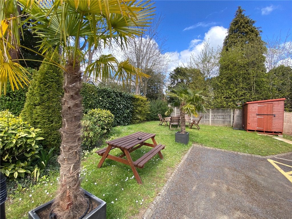 Flat Egham Hill in Borough of Runnymede