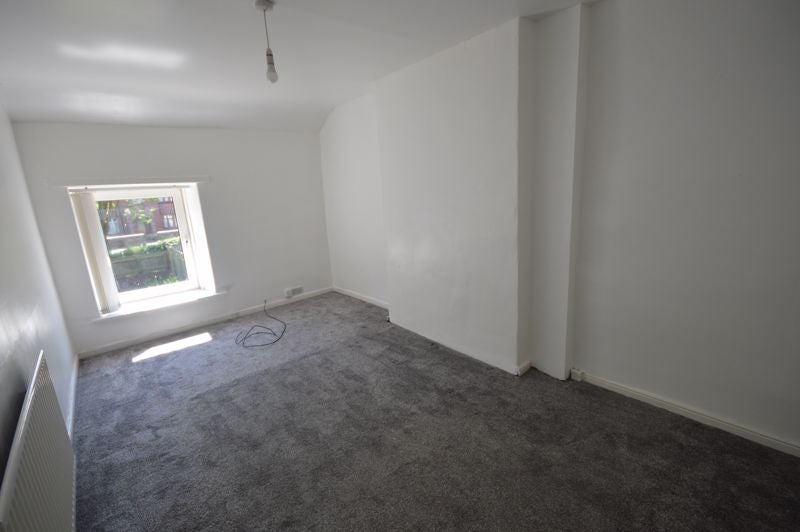 Flat Middle Row in East Grinstead