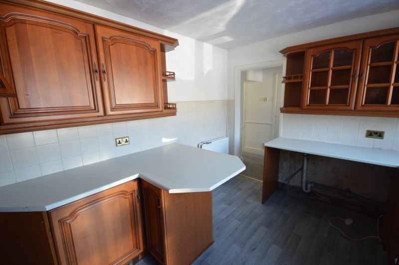 Flat Middle Row in East Grinstead