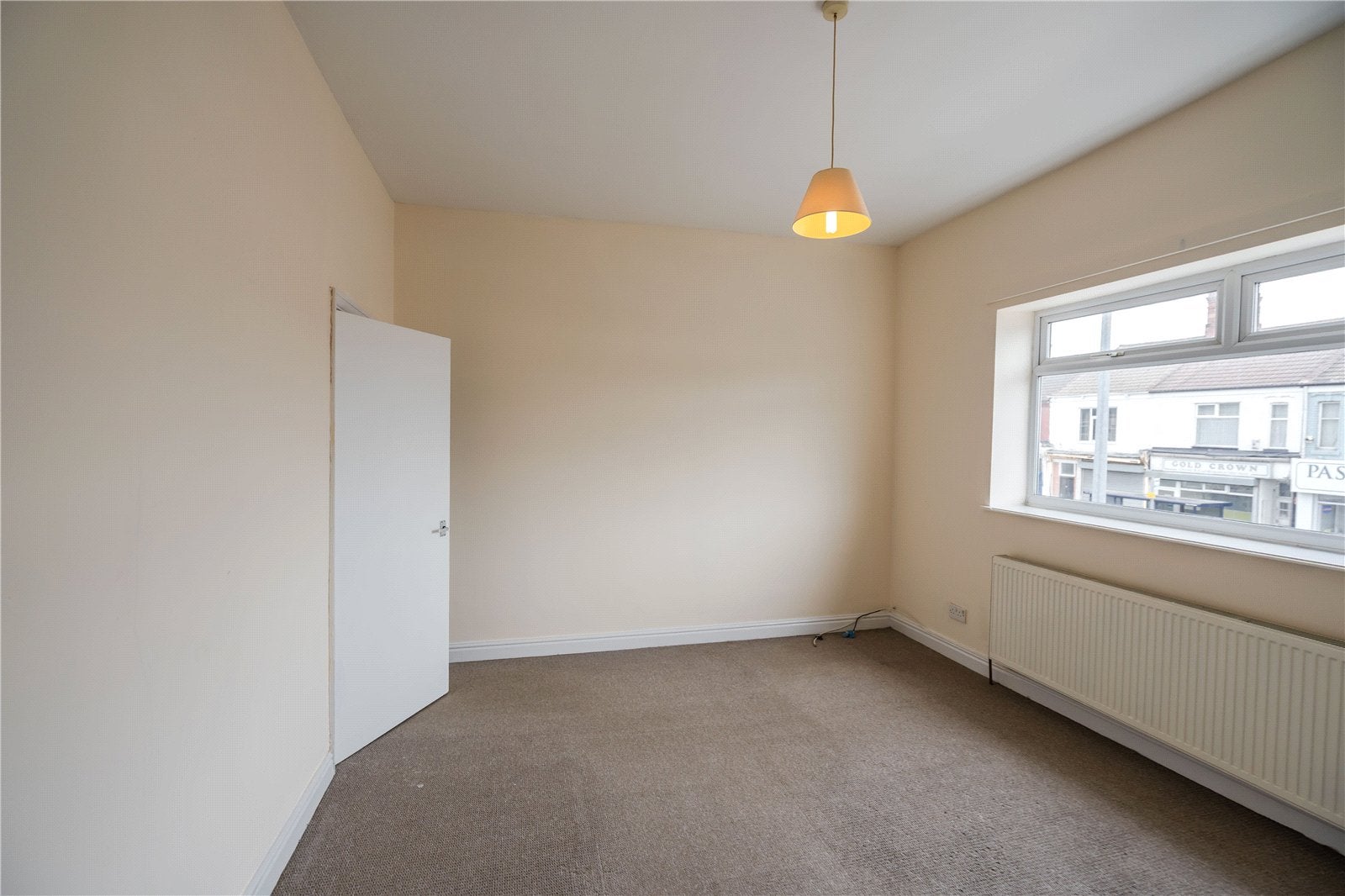 Flat Grimsby Road in Cleethorpes