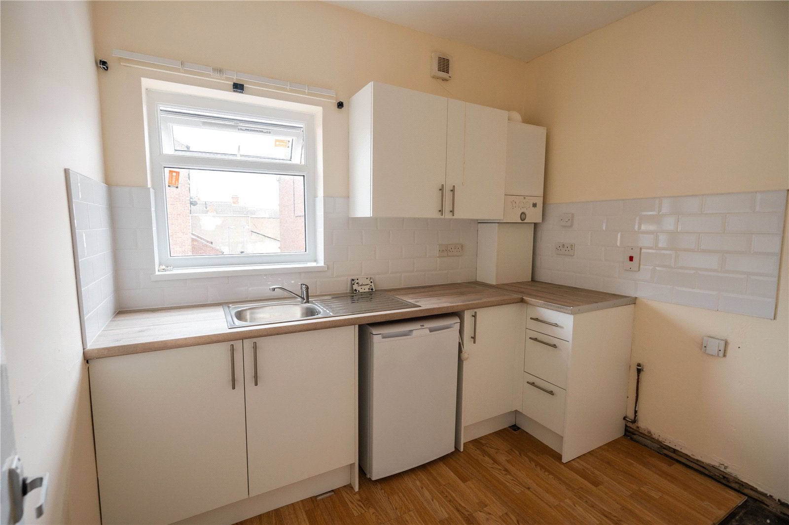 Flat Grimsby Road in Cleethorpes