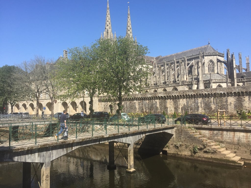 Flat Boulevard Dupleix in Quimper