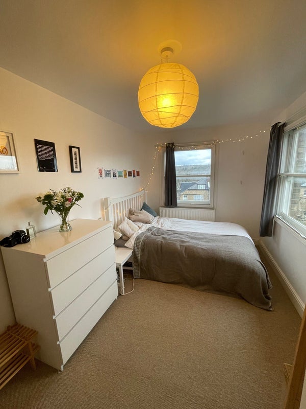 Room Fortess Road in Greater London