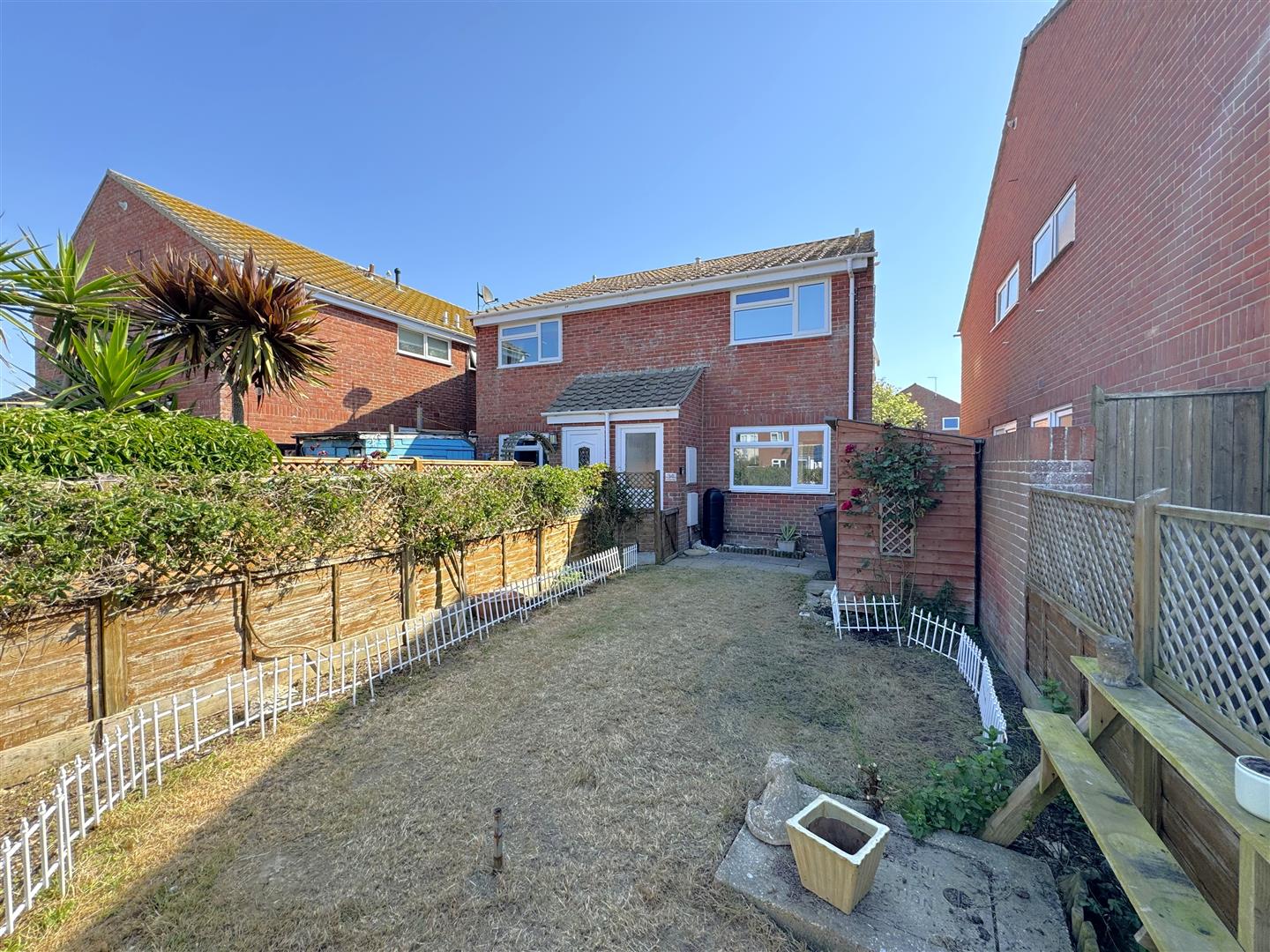 House Sandpiper Way in Weymouth