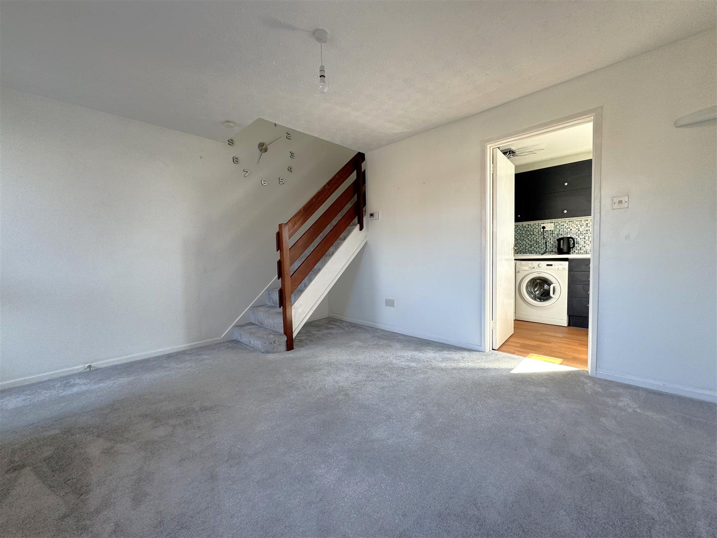 House Sandpiper Way in Weymouth