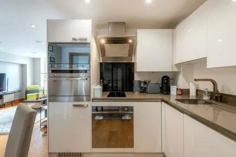 Flat Lisson Grove in City of Westminster