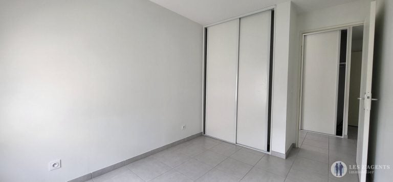 Flat Rue Alphonse Daudet in Saint-Martin-d'Hères