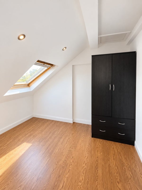 Room Penberth Road in Greater London
