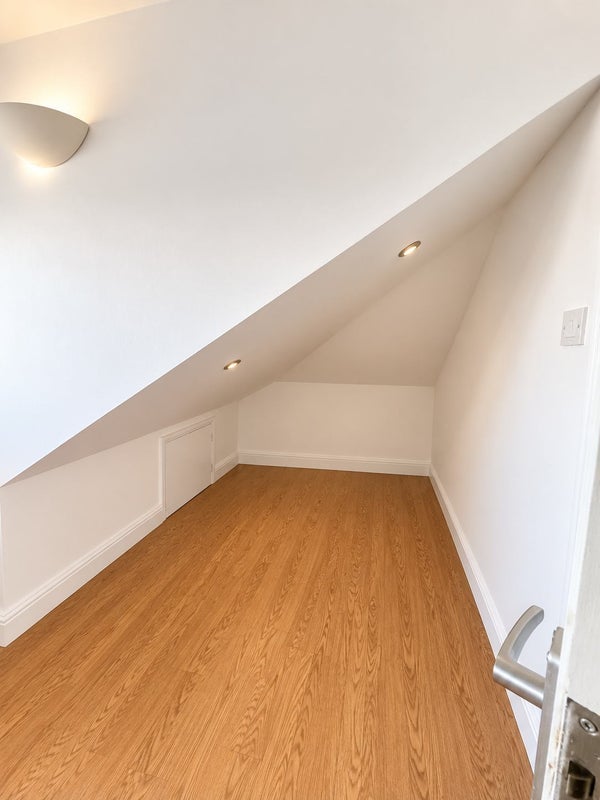 Room Penberth Road in Greater London