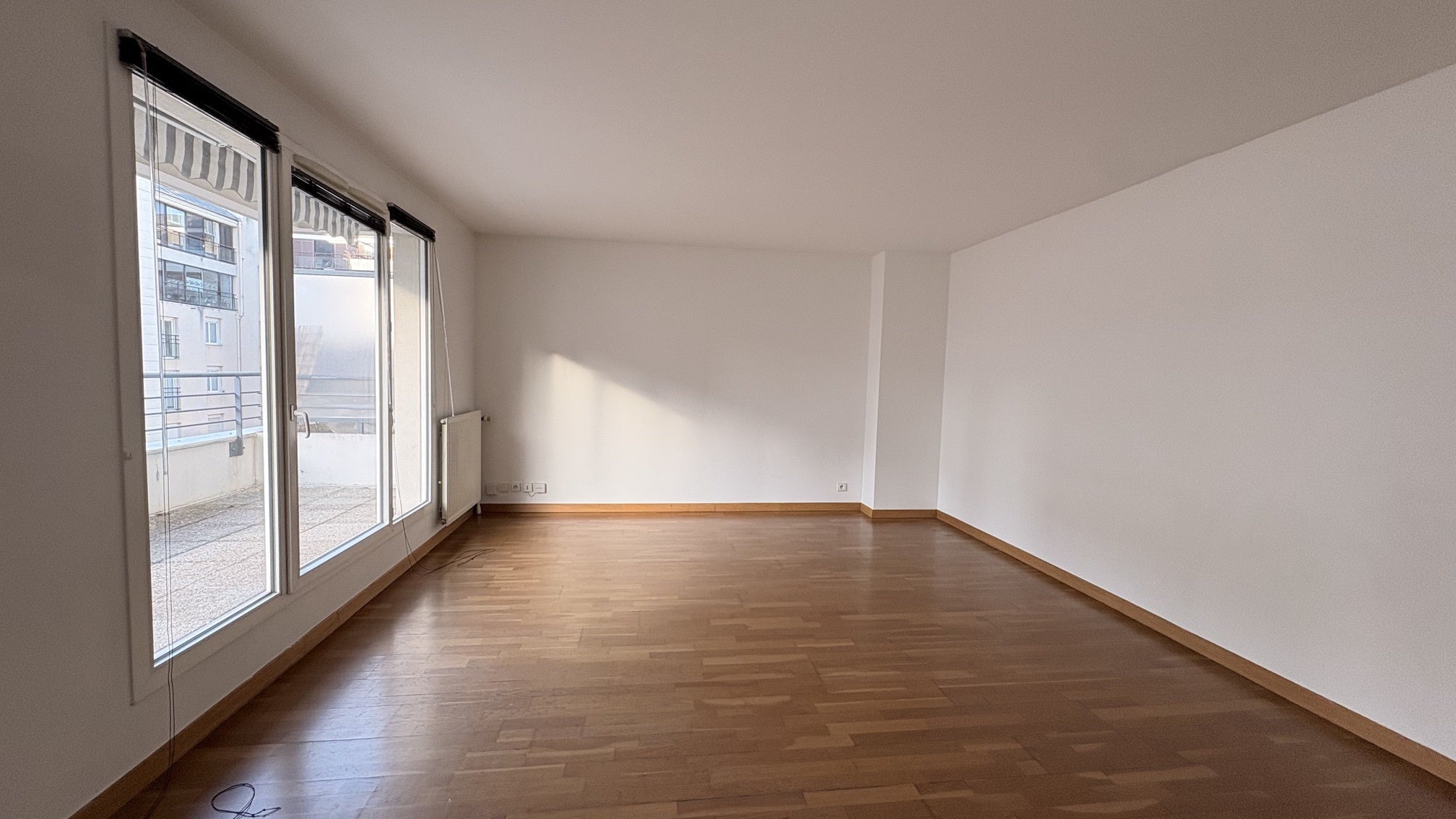 Flat Avenue Puvis de Chavannes in Courbevoie