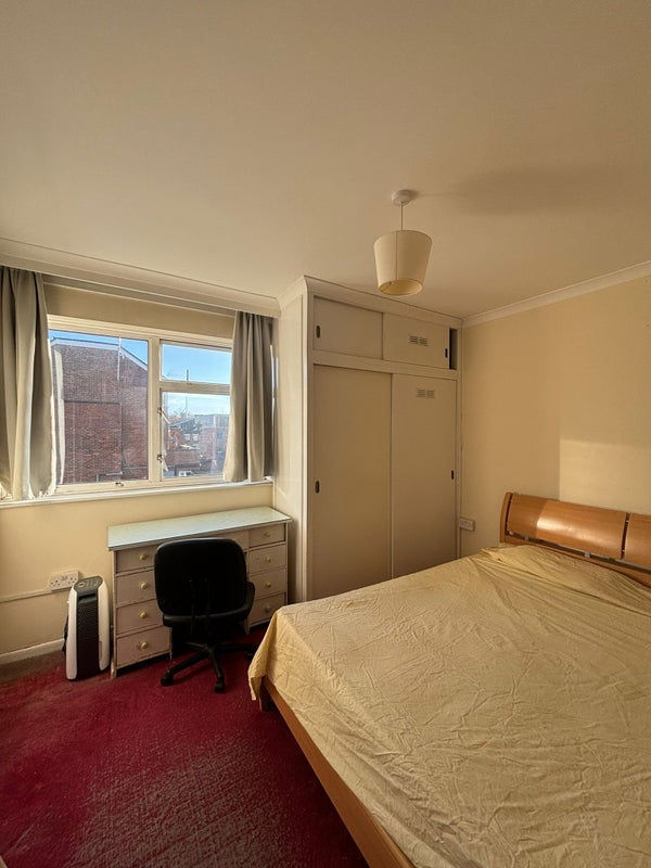 Room Myrtle Walk in Greater London