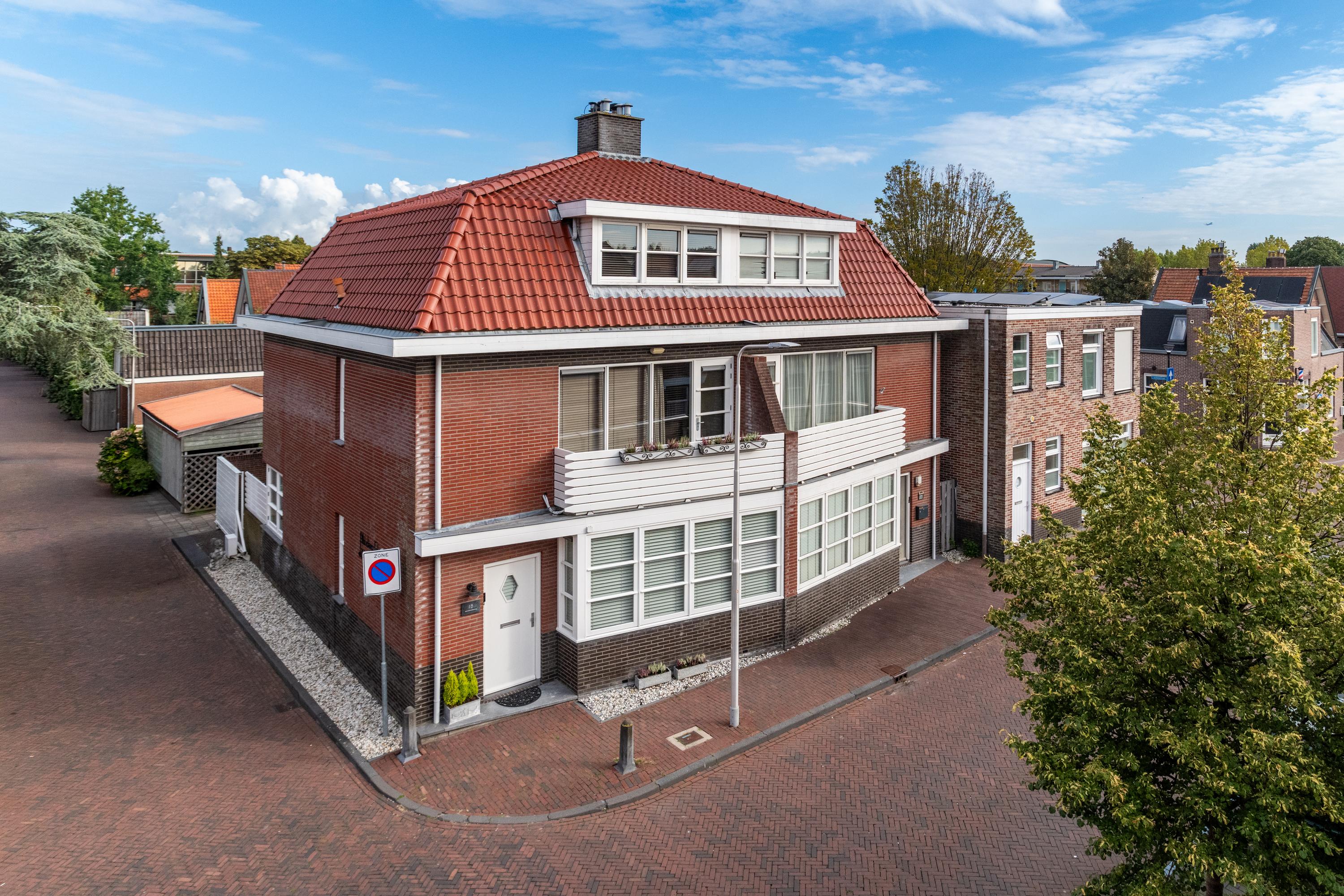 Huis Weteringstraat 1 b in Aalsmeer