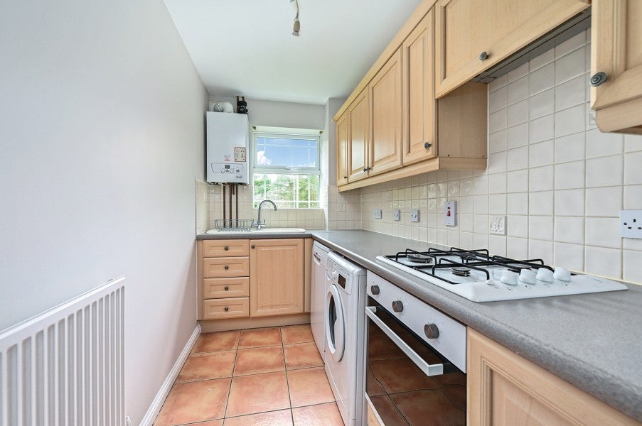 Flat Brock Close in Deepcut