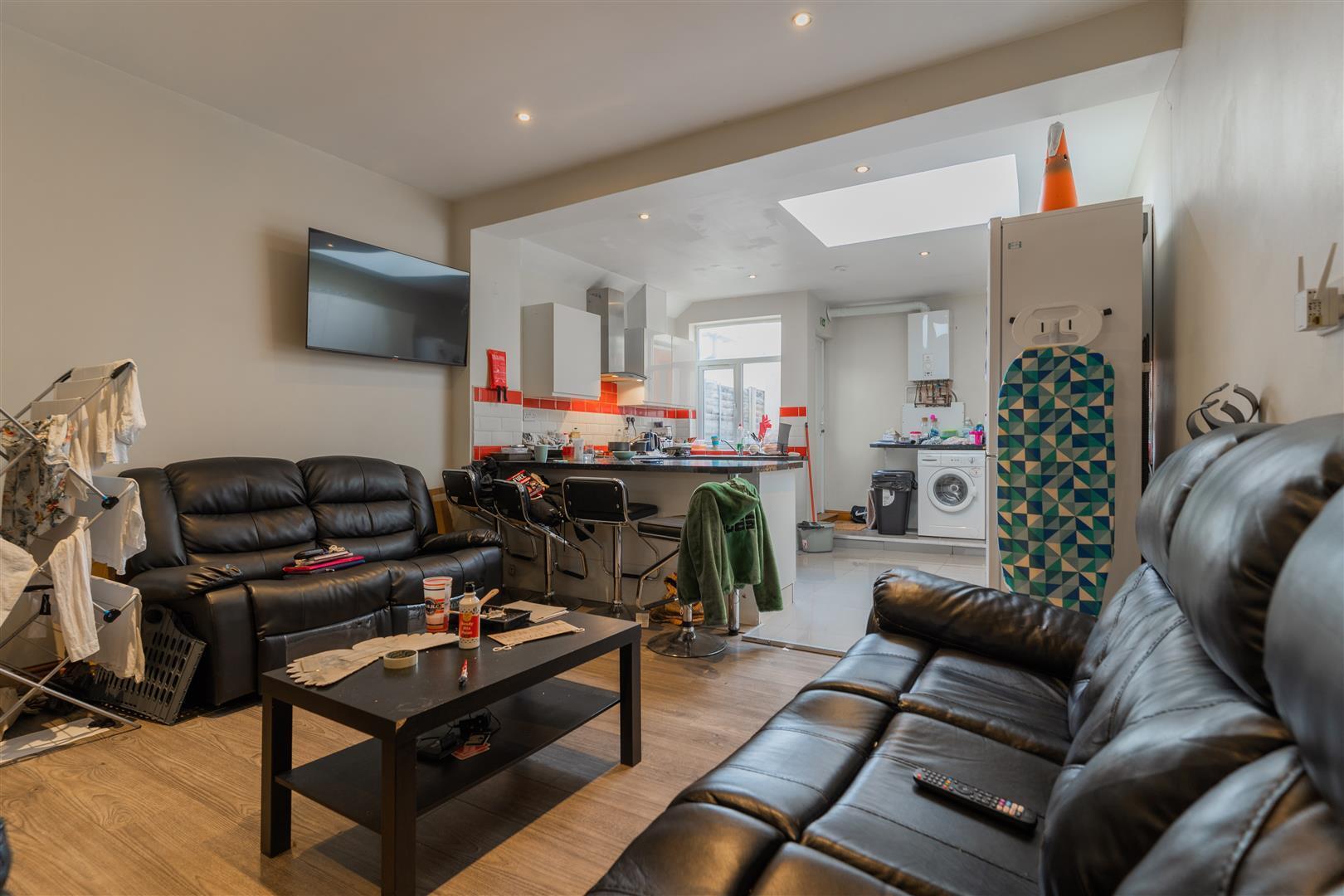 Flat Tiverton Road in Birmingham