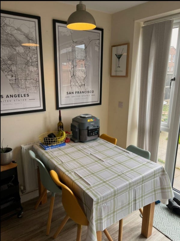 Room Renshaw Drive in Royal Leamington Spa