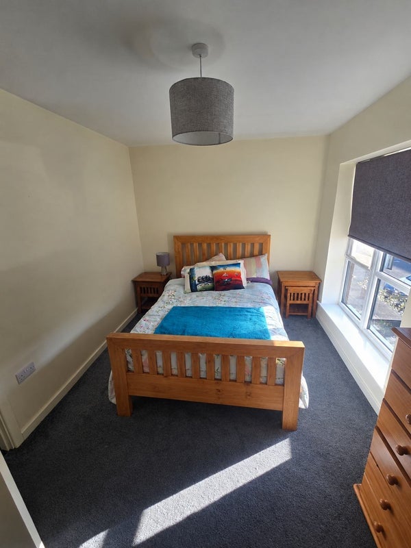 Room Renshaw Drive in Royal Leamington Spa
