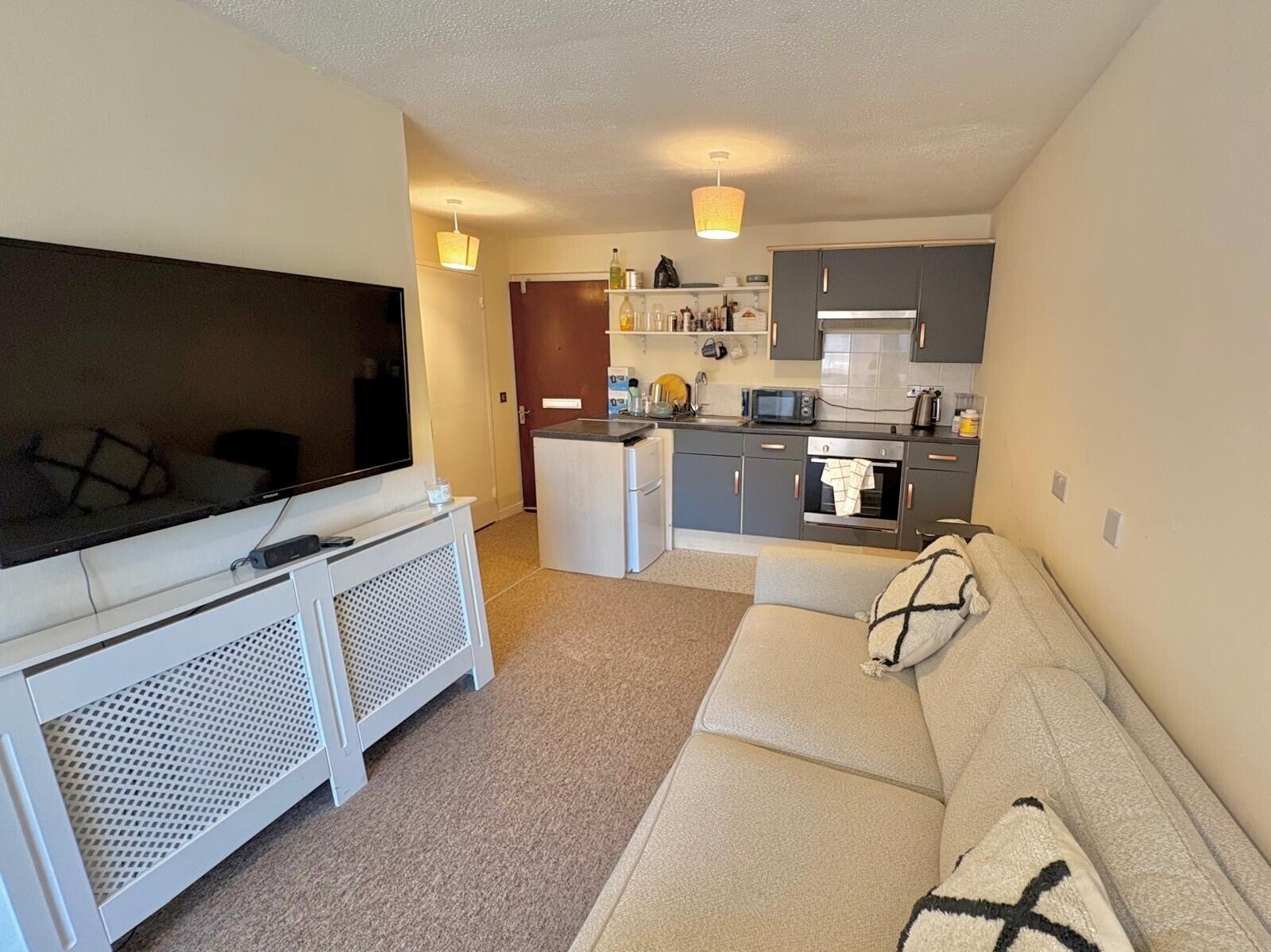 Flat Saint Stephens Close in Bristol