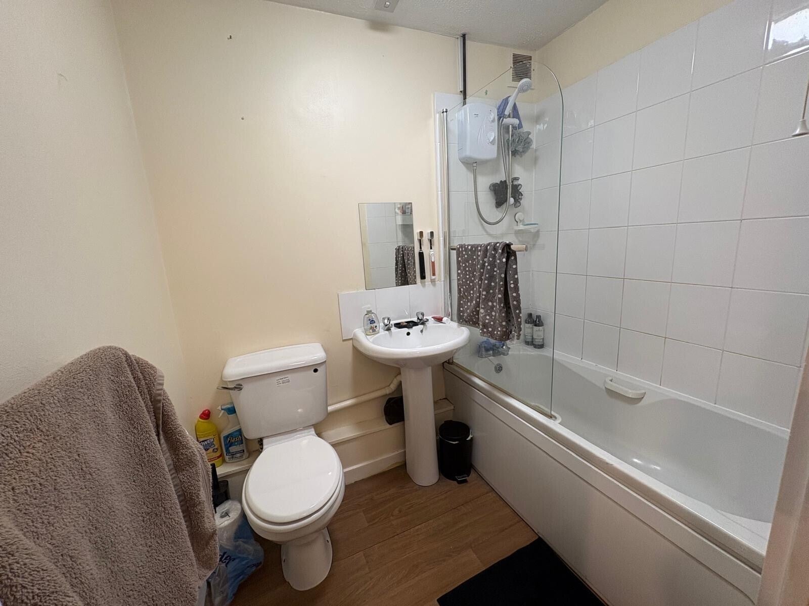 Flat Saint Stephens Close in Bristol